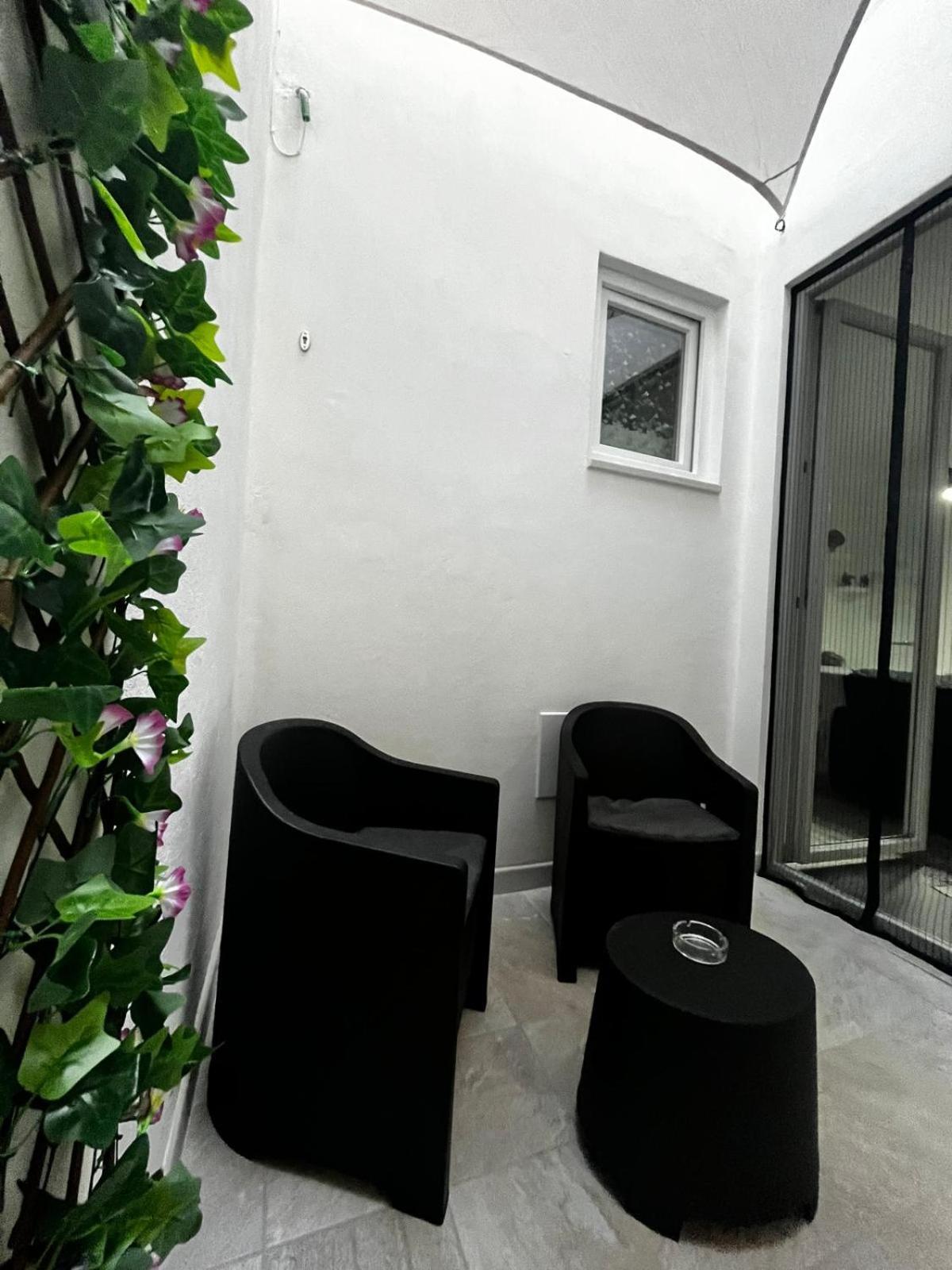 Goodbye Moon Apartment Brindisi Exterior foto